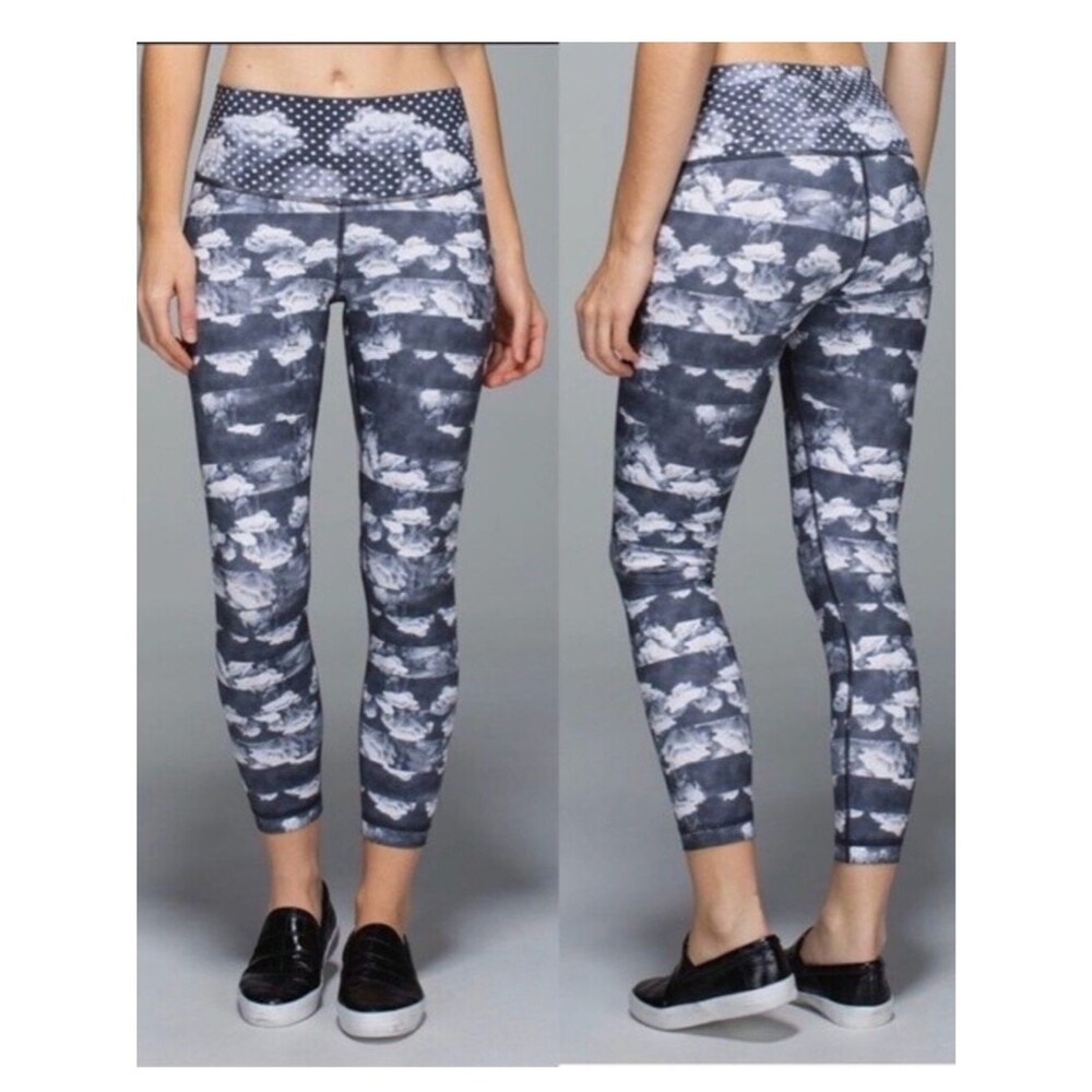 Lululemon High Times Pant *Full-On Luon Dream Rose Stripe Neutral Blush Black 4